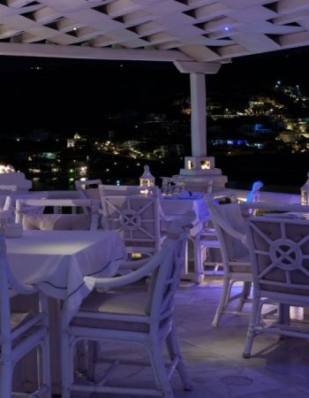 La Meduse Gourmet Restaurant in Mykonos by Kivotos Hotel